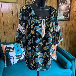 Easel Butterflies & Bees Lightweight Spring & Summer Floral Blouse